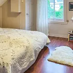 Hébergement de vacances 3 Bedroom Awesome In