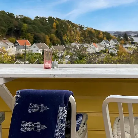 Cozy In With House Sea View Nyaraló *