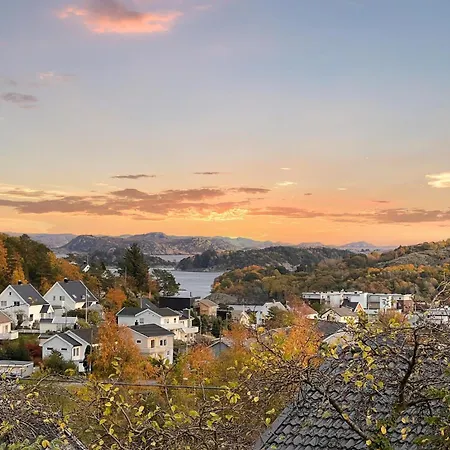 3 Bedroom Awesome In Casa vacanze *