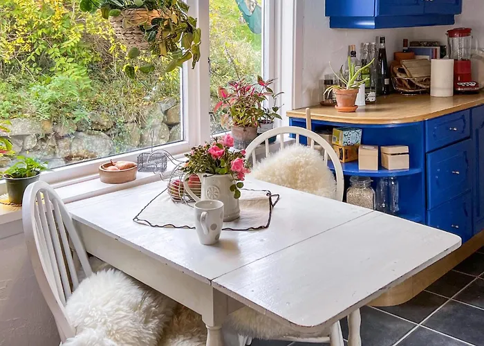 Semesterbostad 3 Bedroom Awesome In Farsund